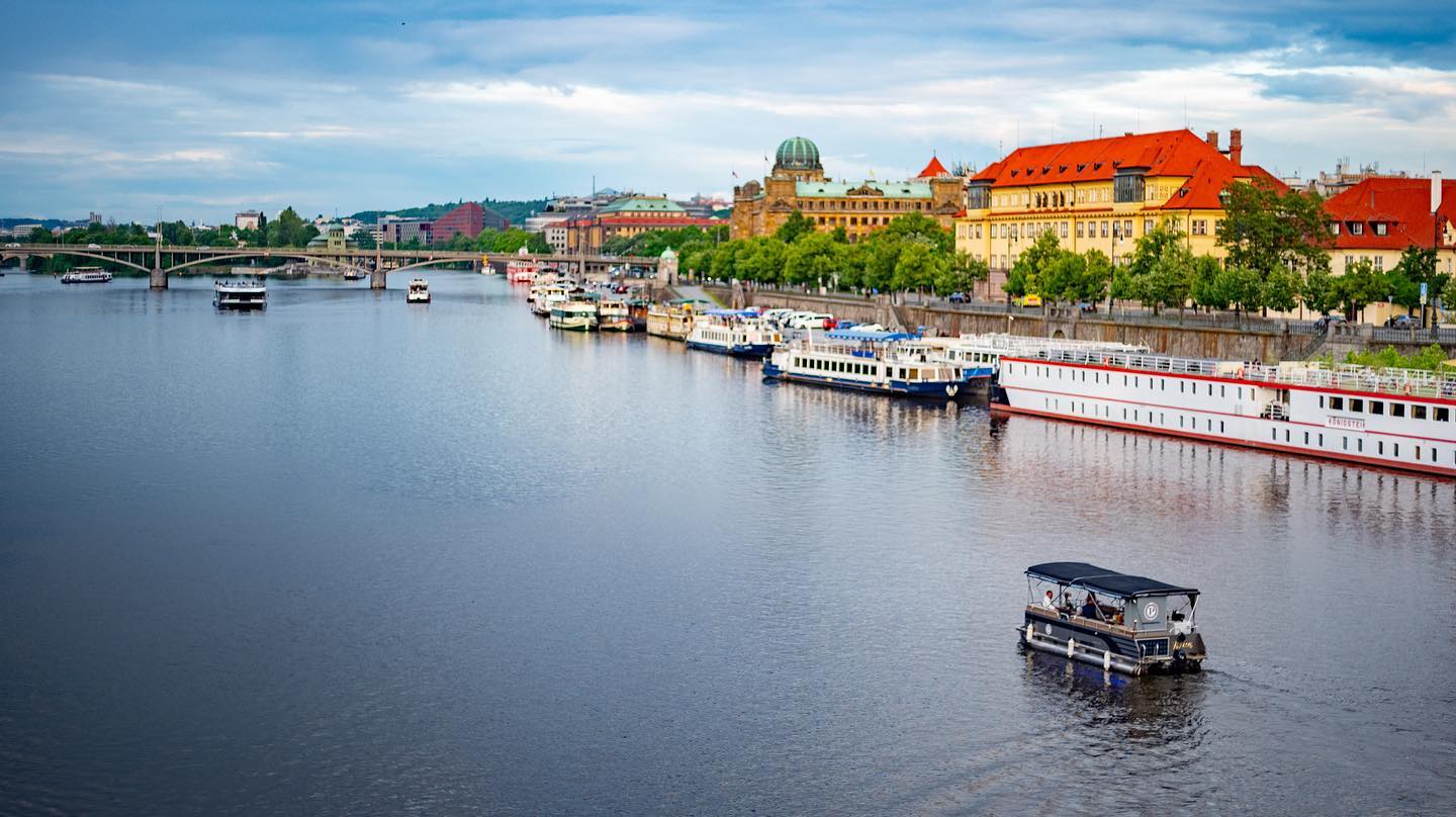 Prague Old town river cruise